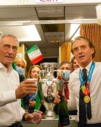 九游体育在线直播、九游体育足球直播、nba直播、电竞直播平台、九游体育赛事视频、体育直播平台-【揭秘】曼奇尼不再沉默，被迫辞职只因足协冷暴力？