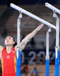 九游体育在线直播、九游体育足球直播、nba直播、电竞直播平台、九游体育赛事视频、体育直播平台-邹敬园双杠决战无敌夺冠 体操队巴黎争金还看他？