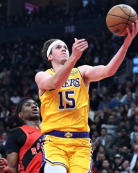 九游体育在线直播、九游体育足球直播、nba直播、电竞直播平台、九游体育赛事视频、体育直播平台-湖媒：里夫斯今年本该入选全明星而不是伦纳德 对还是错？