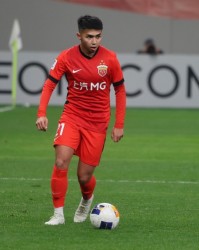 九游体育在线直播、九游体育足球直播、nba直播、电竞直播平台、九游体育赛事视频、体育直播平台-上海海港队前锋艾菲尔丁租借加盟长春亚泰